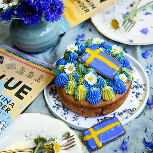 Midsummer Breakfast Raspberry Cake | Rawnice